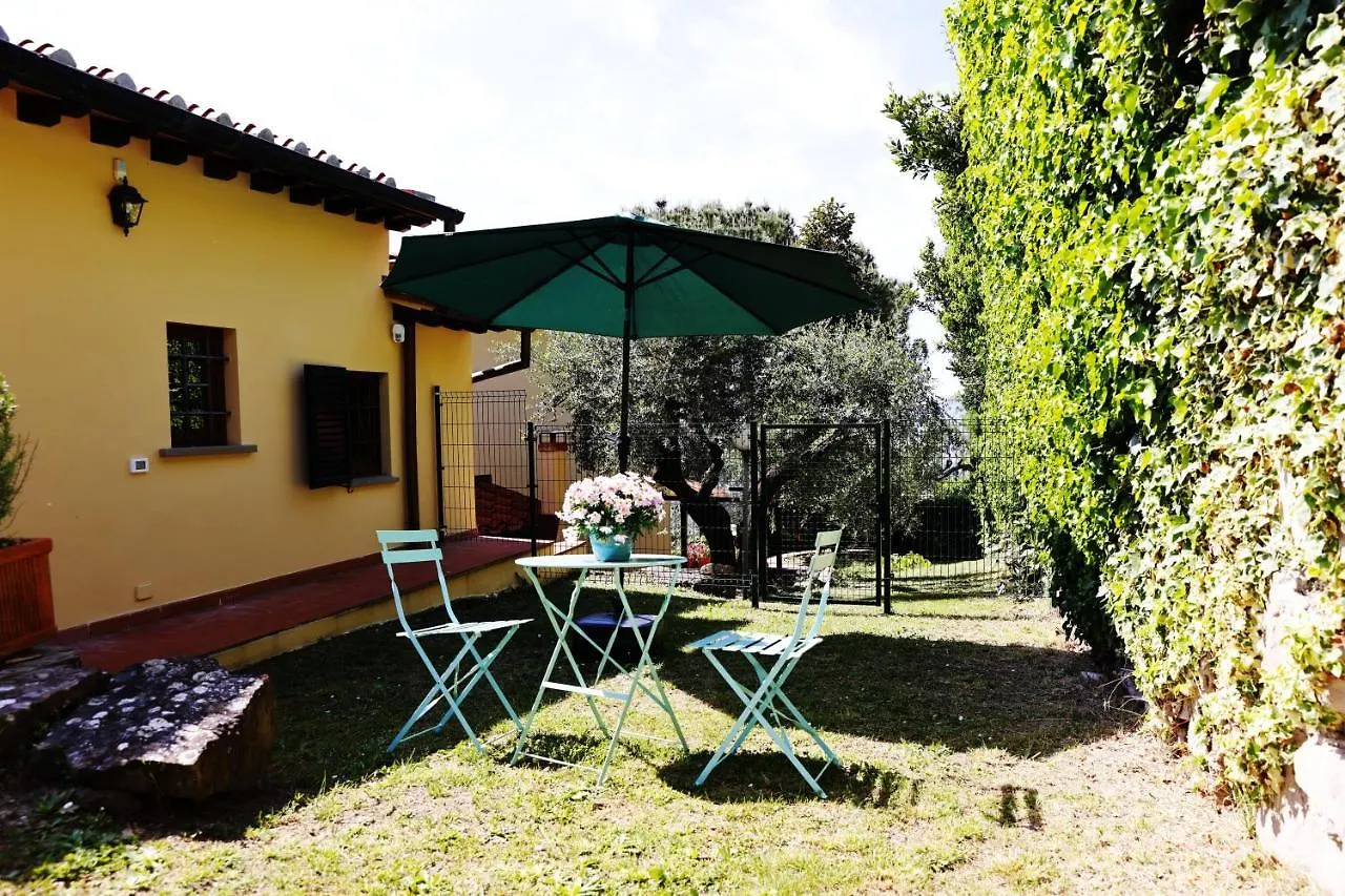 Bed And Berli Bed & Breakfast Sesto Fiorentino Italy
